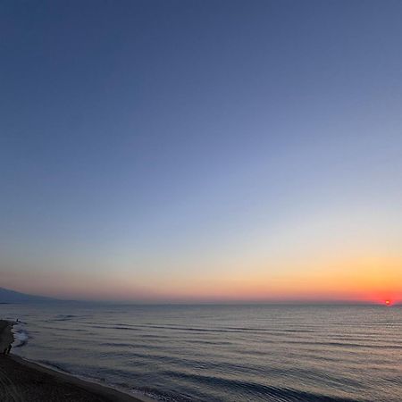 Paradiso Fronte Mare Agnone Bagni Eksteriør billede