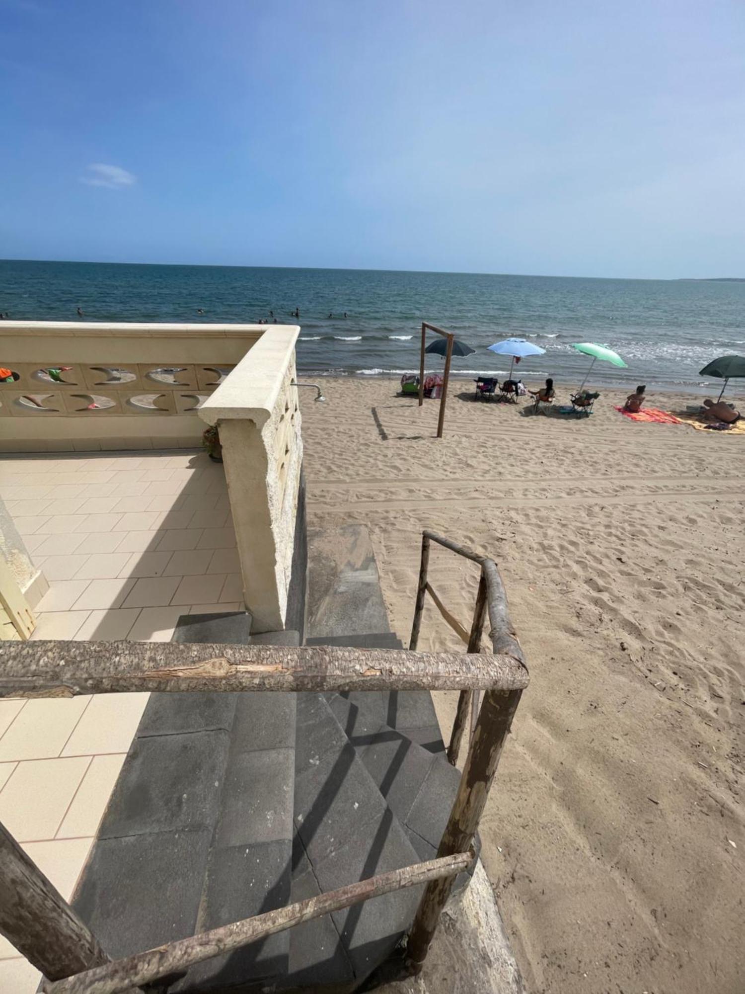 Paradiso Fronte Mare Agnone Bagni Eksteriør billede