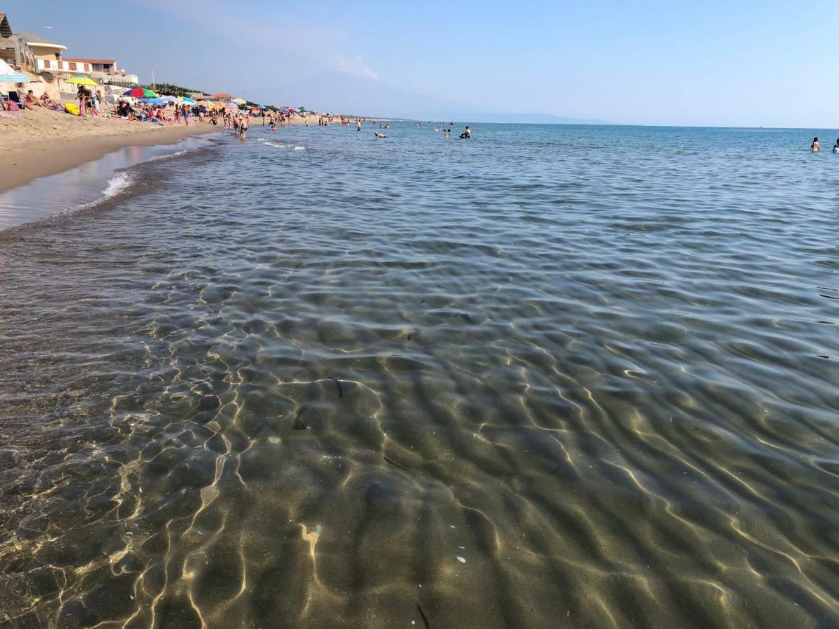 Paradiso Fronte Mare Agnone Bagni Eksteriør billede