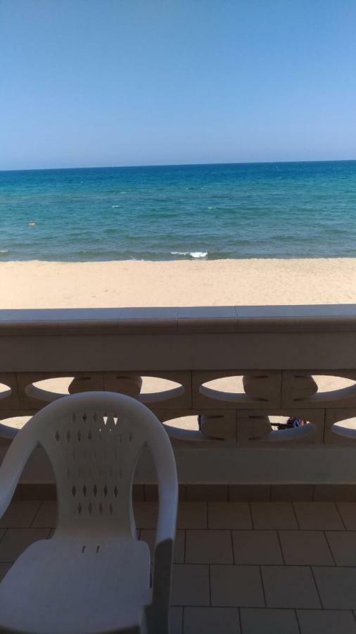 Paradiso Fronte Mare Agnone Bagni Eksteriør billede
