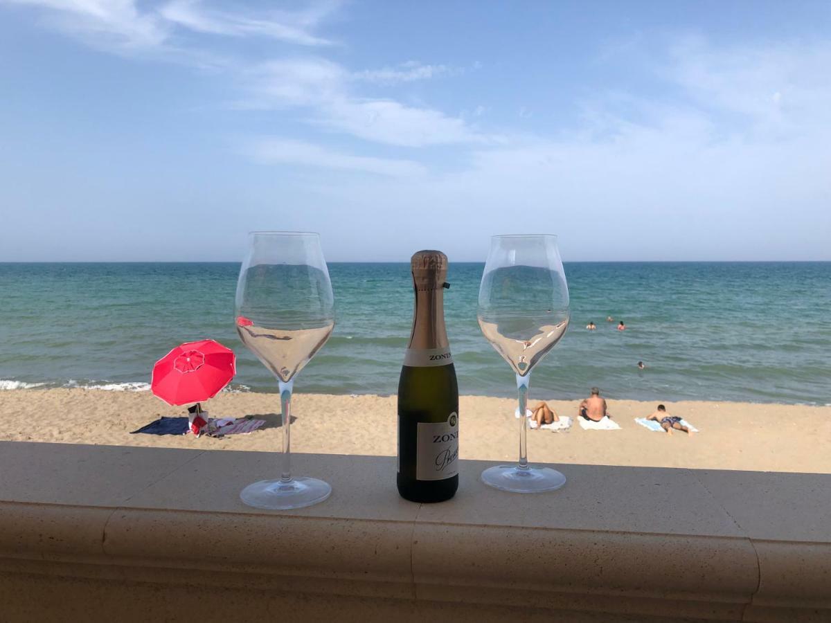 Paradiso Fronte Mare Agnone Bagni Eksteriør billede